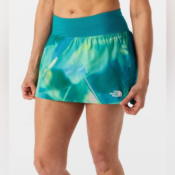 NWT The North Face
Sunriser Printed Skort - Picture 1 of 5